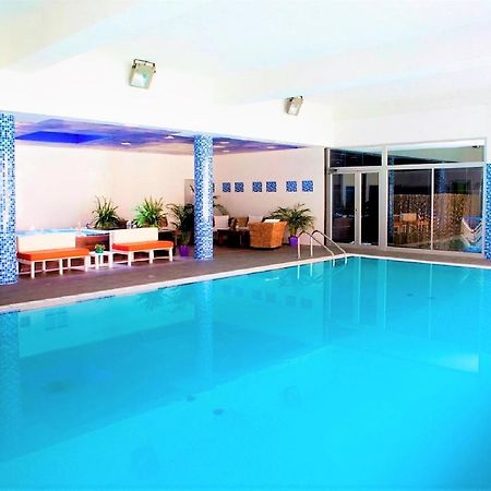 Familidays 020 Aqquaria Apartment Salou Bagian luar foto