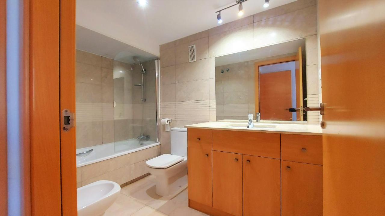 Familidays 020 Aqquaria Apartment Salou Bagian luar foto